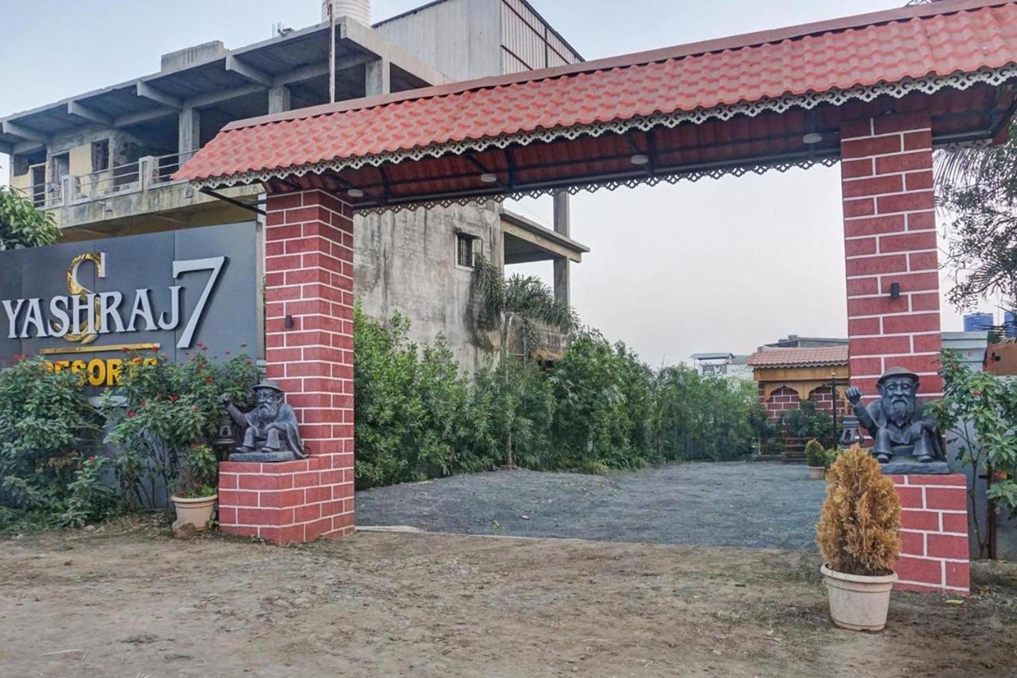 Yashraj Resorts Somatane Ngoại thất bức ảnh